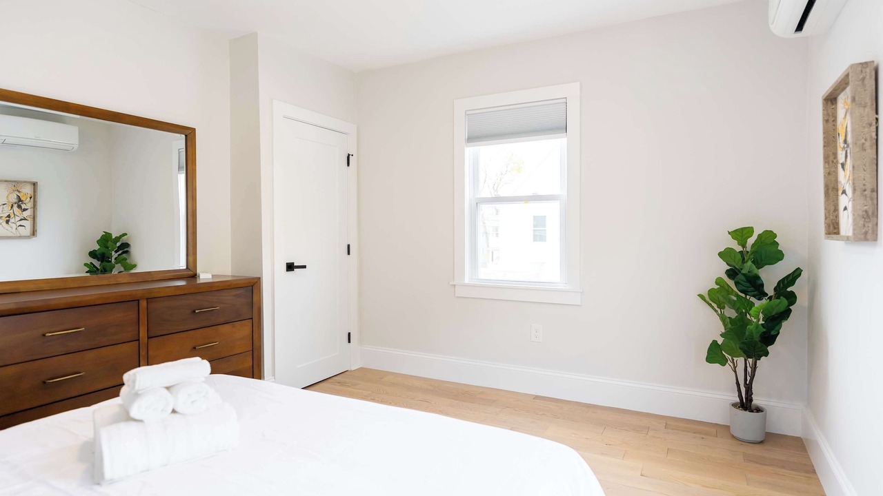 Photo of Bedroom in West Somerville