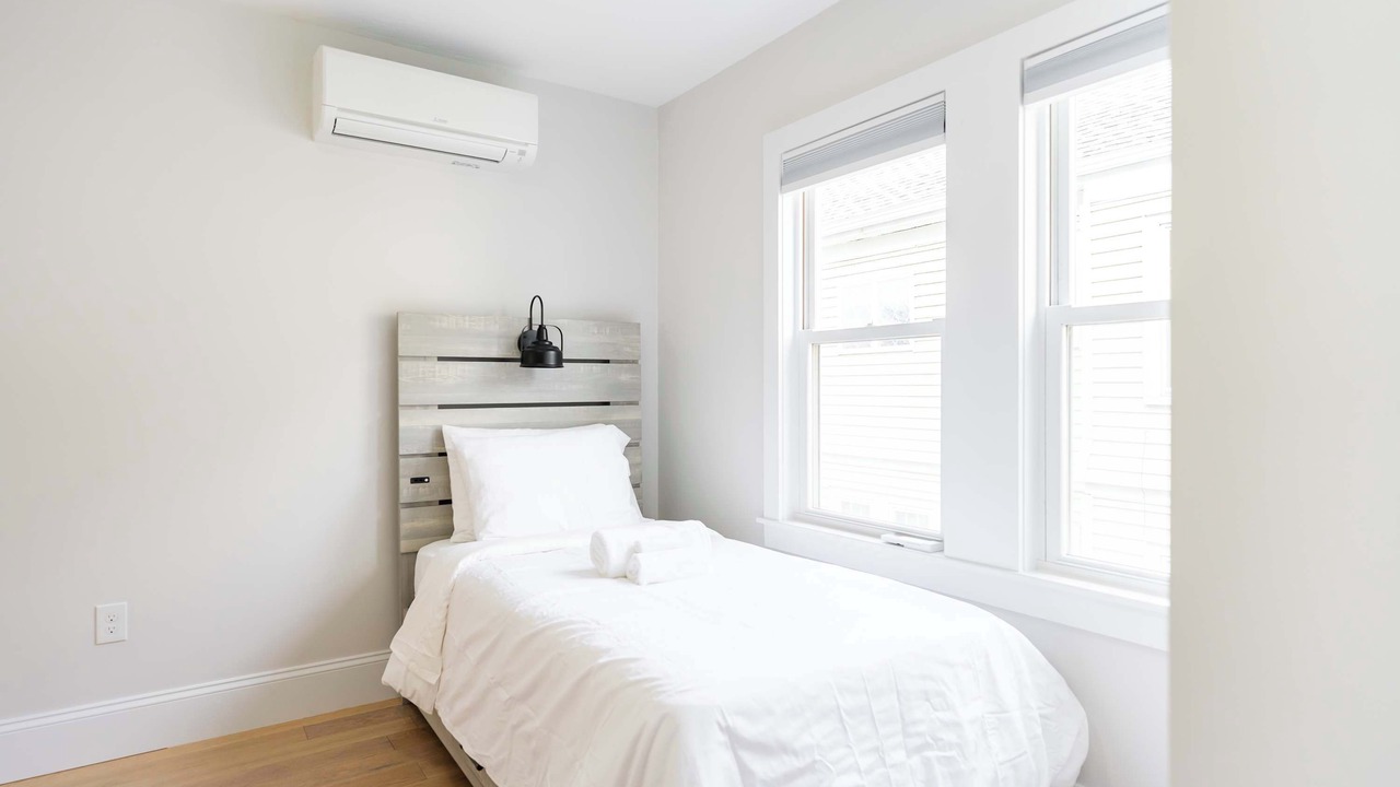 Photo of Bedroom in West Somerville