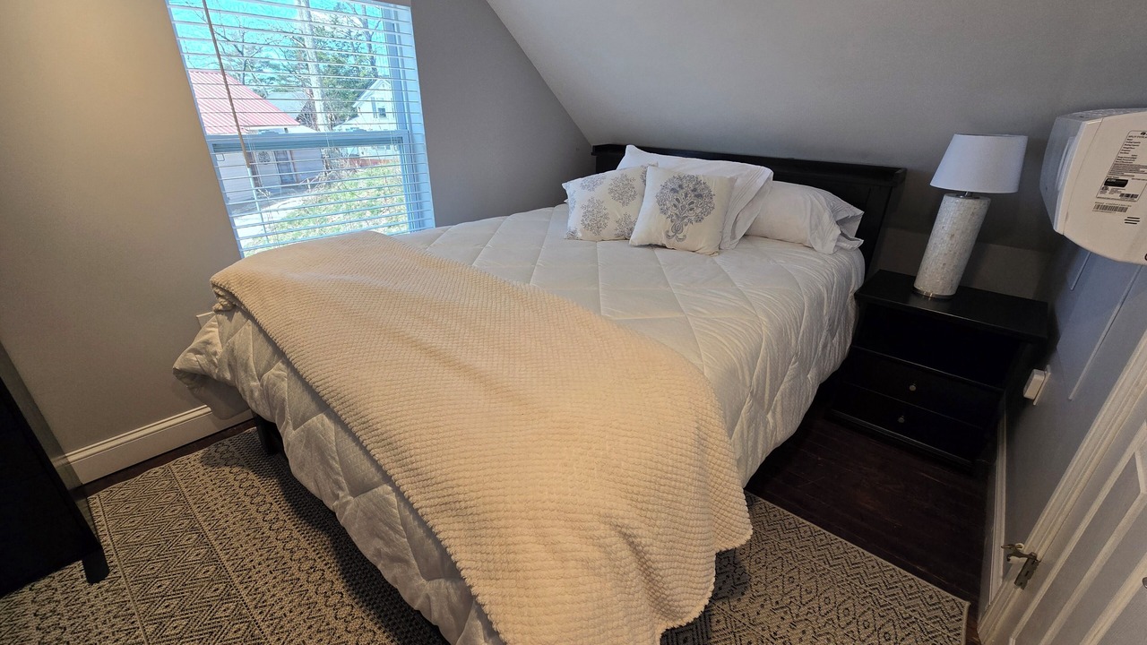 Photo of Bedroom in Northwood