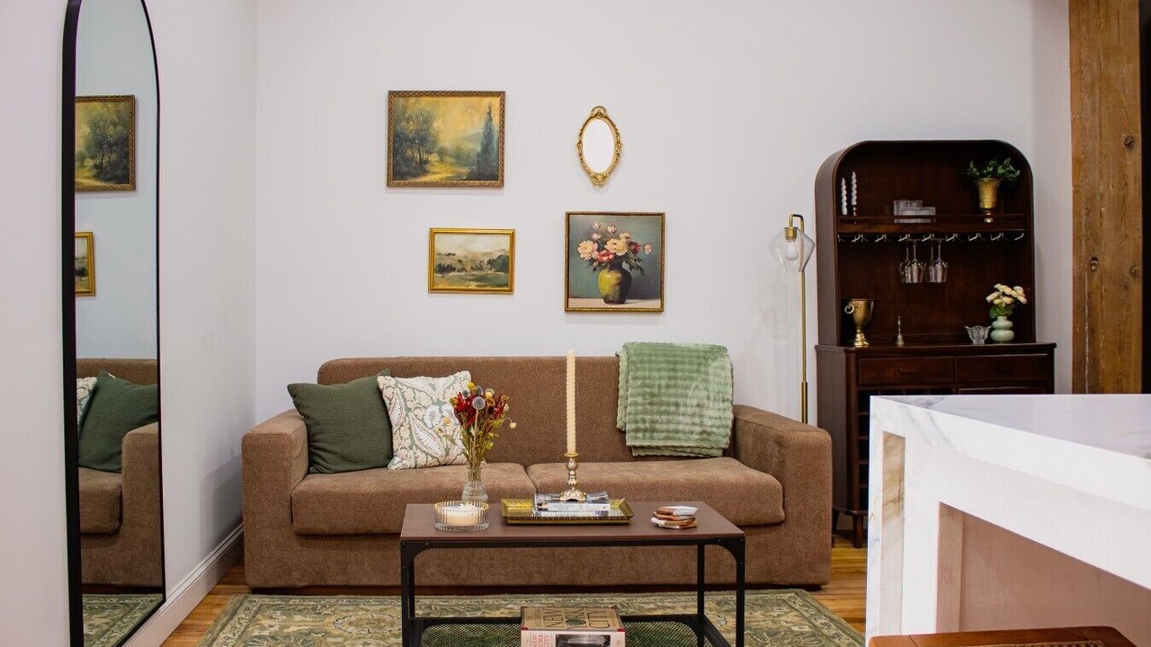 Photo of Livingroom in Troy
