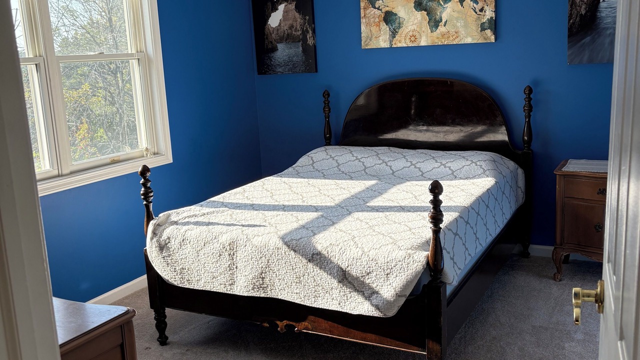 Photo of Bedroom in Victor