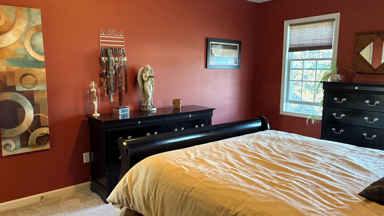 Photo of Bedroom in Victor