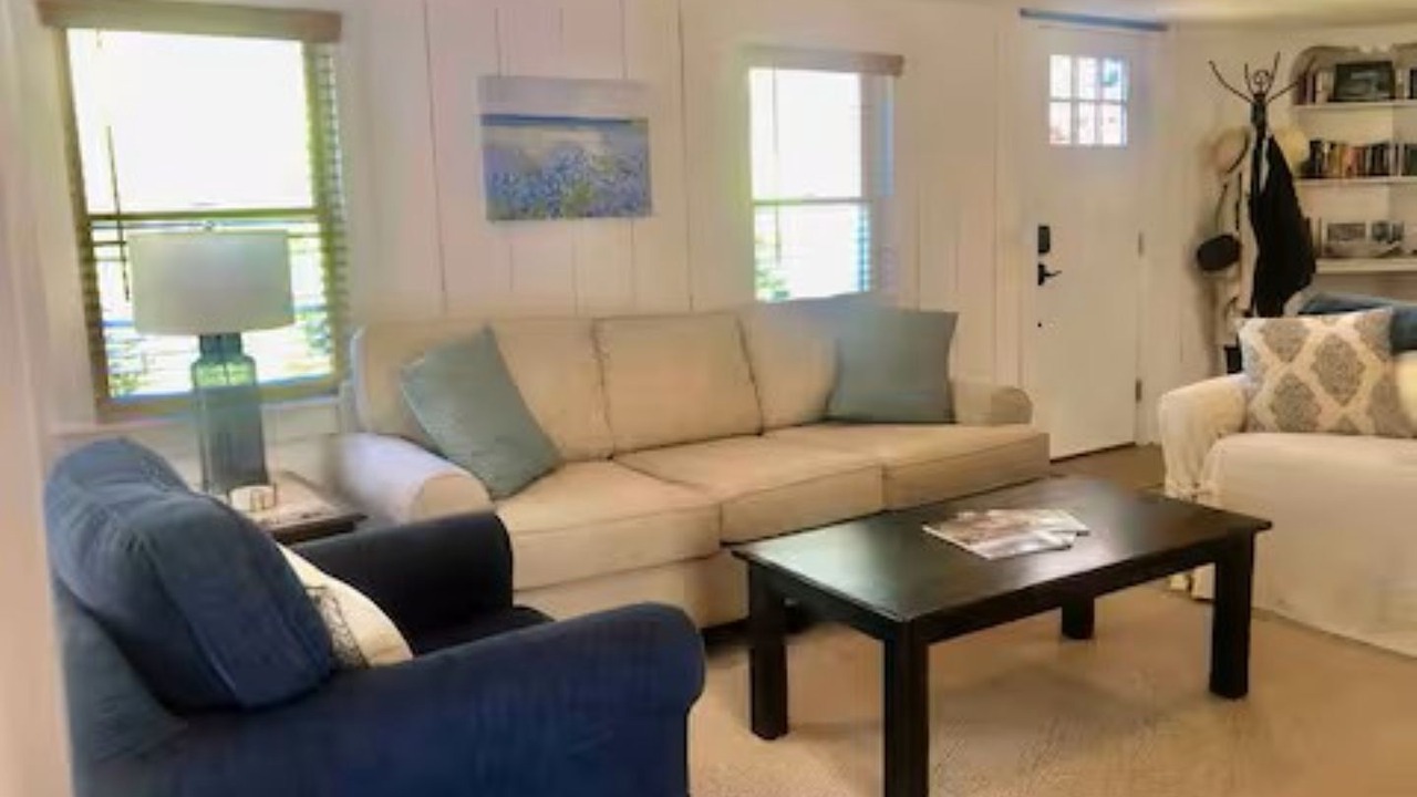 Photo of Livingroom in North Truro