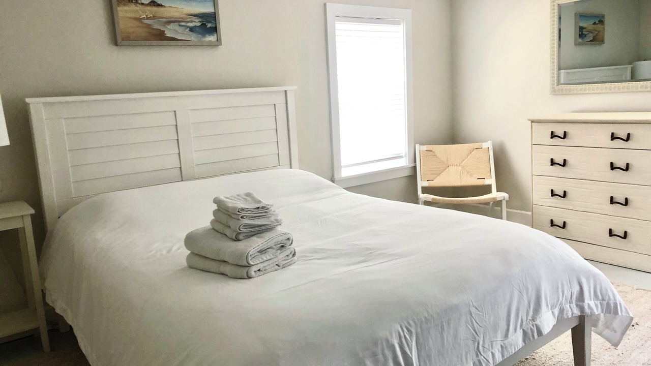 Photo of Bedroom in North Truro