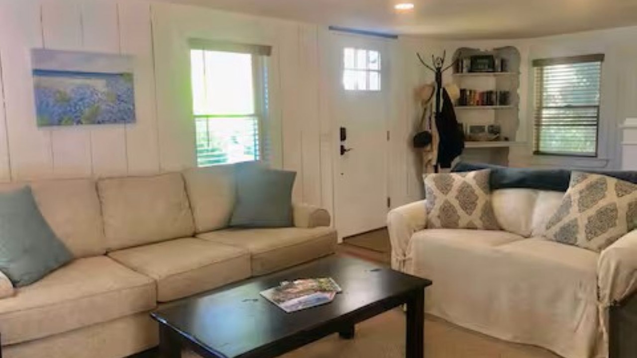 Photo of Livingroom in North Truro