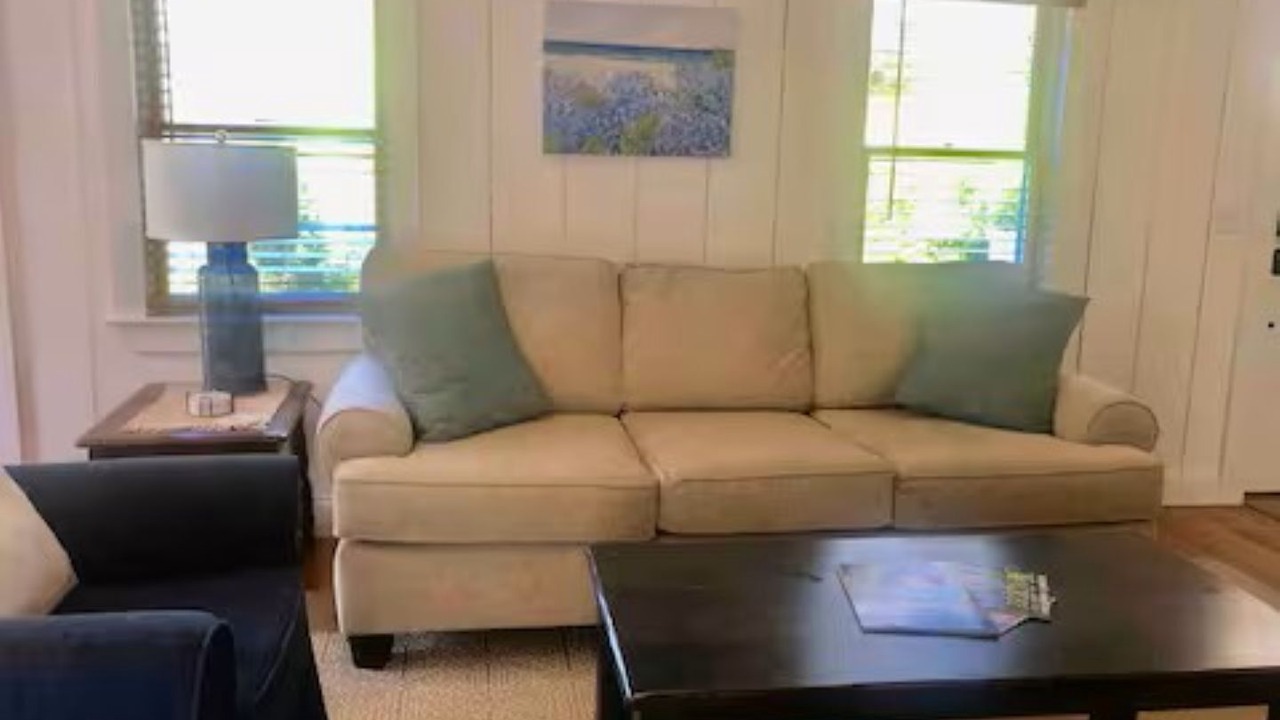 Photo of Livingroom in North Truro