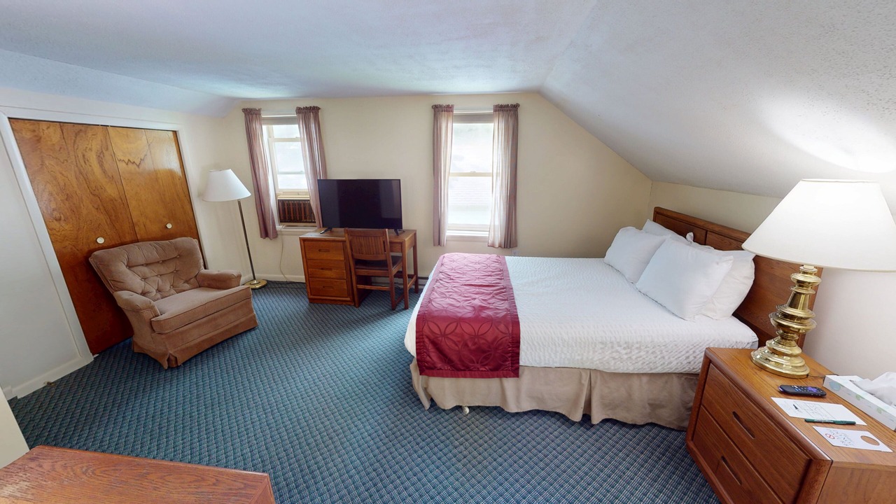Photo of Bedroom in West Eaton