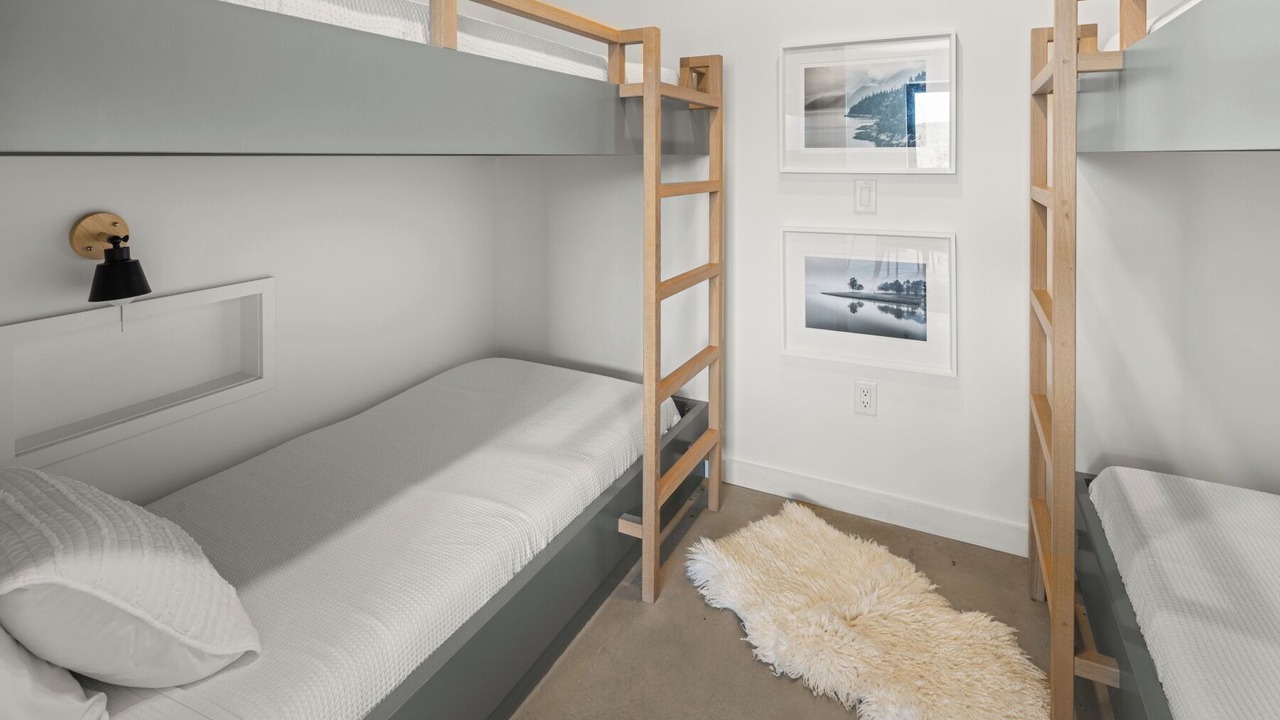Photo of Bedroom in Stowe Hollow