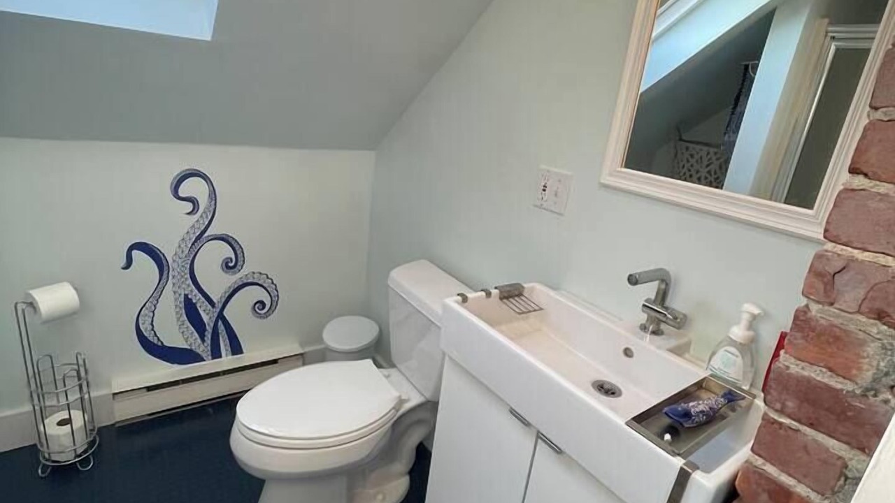Photo of Bathroom in Stonington