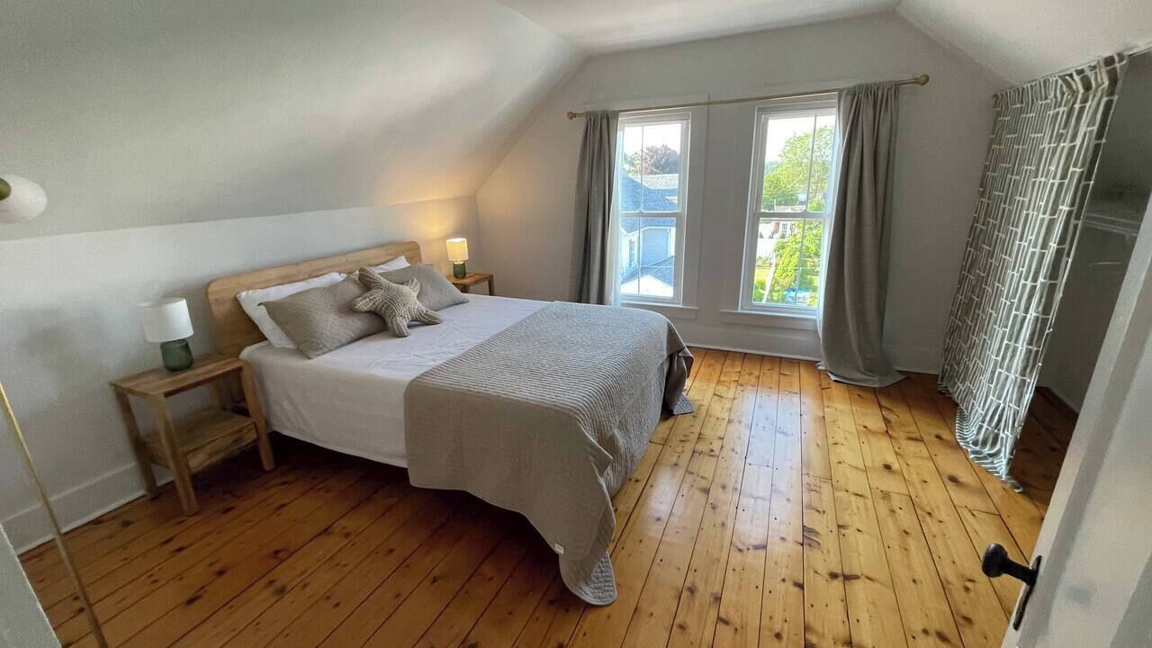 Photo of Bedroom in Stonington