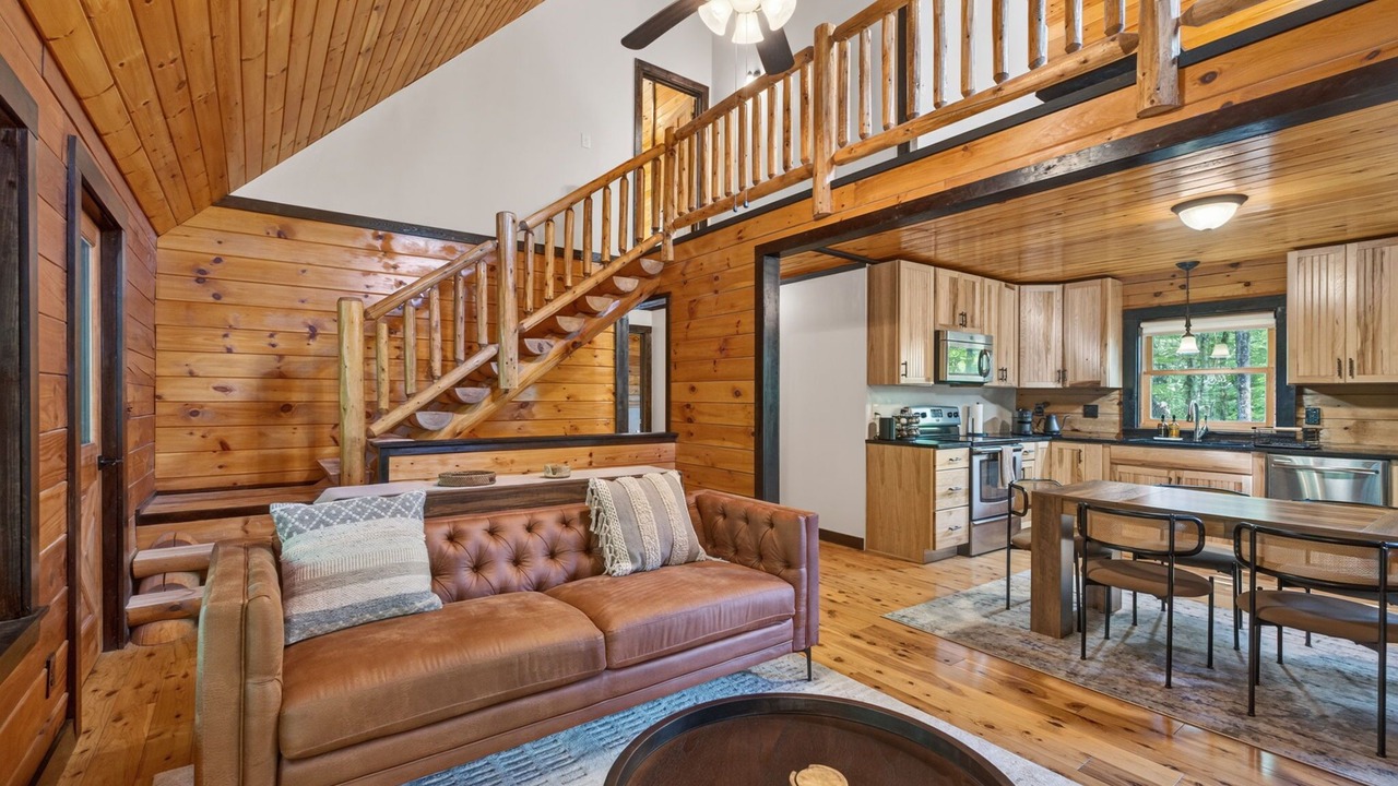Photo of Livingroom in Round Top