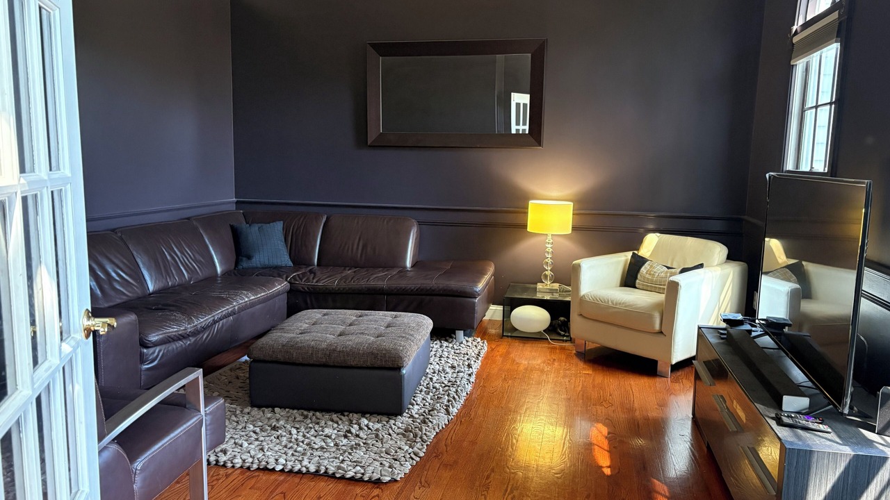 Photo of Livingroom in Readville