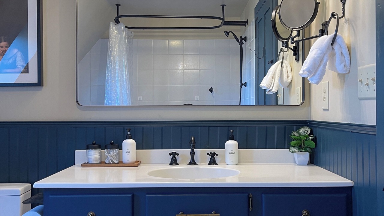 Photo of Bathroom in Niantic