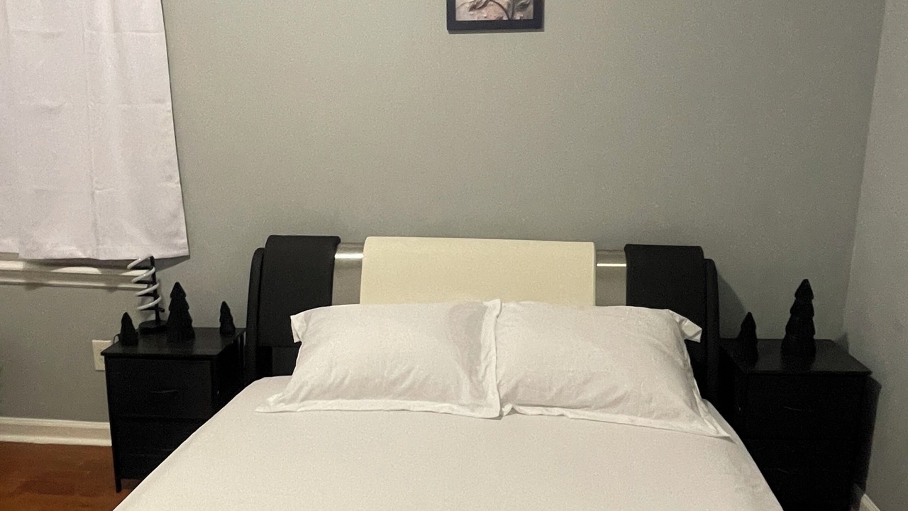Photo of Bedroom in Newark