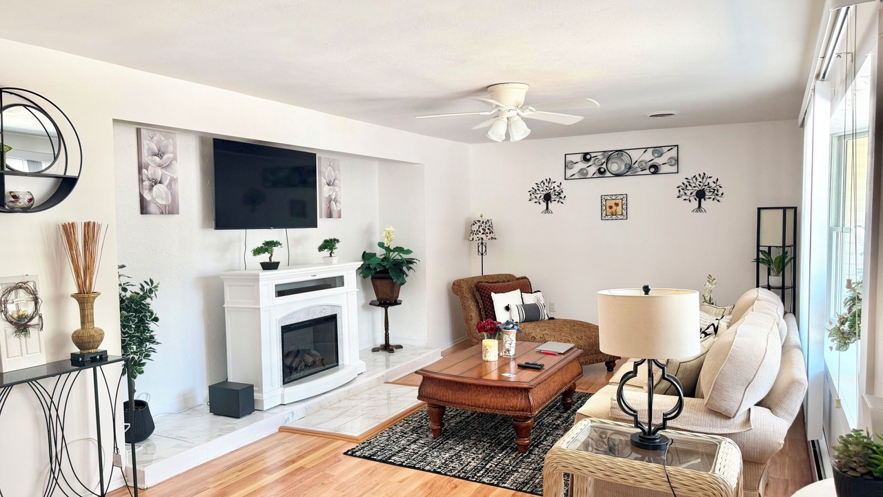 Photo of Livingroom in Ocean Acres