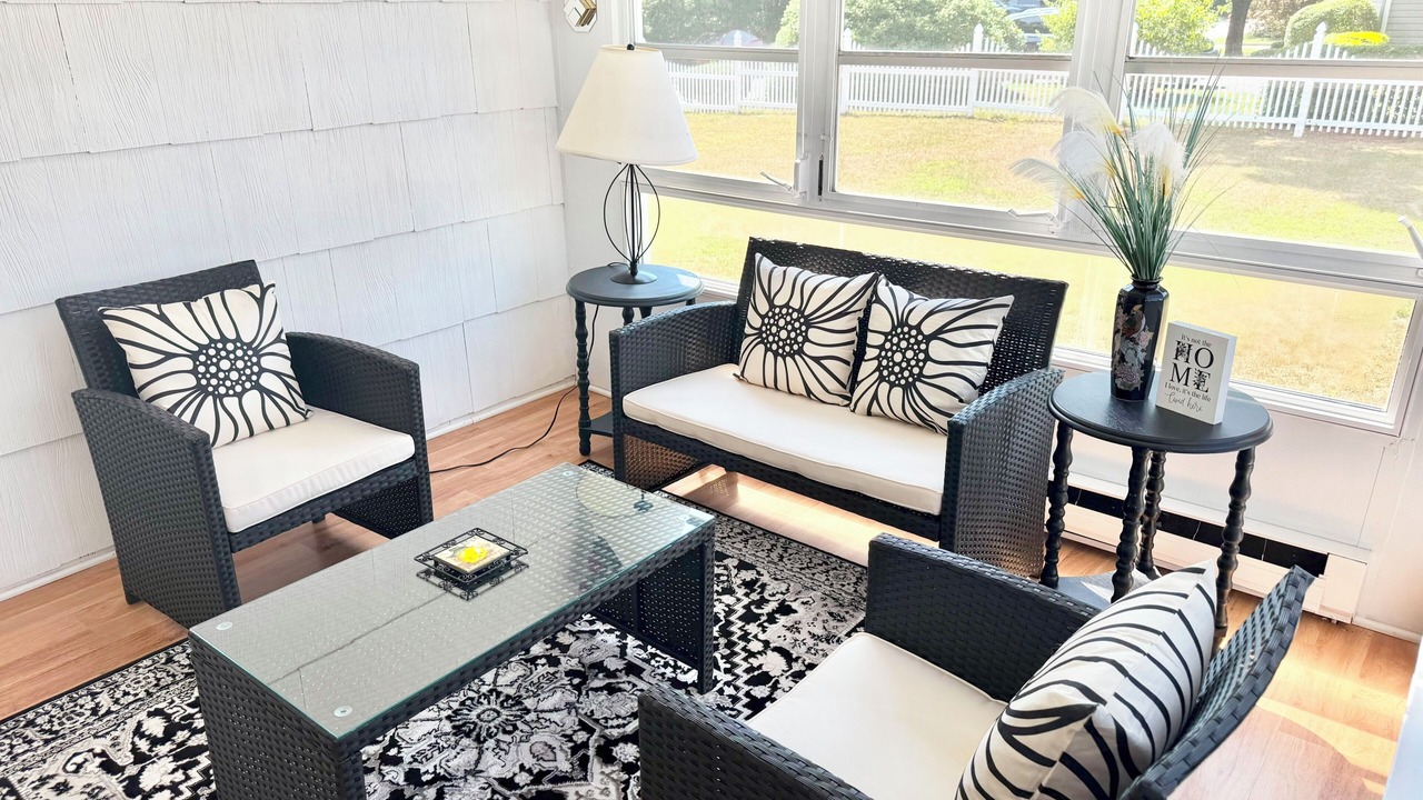 Photo of Livingroom in Ocean Acres