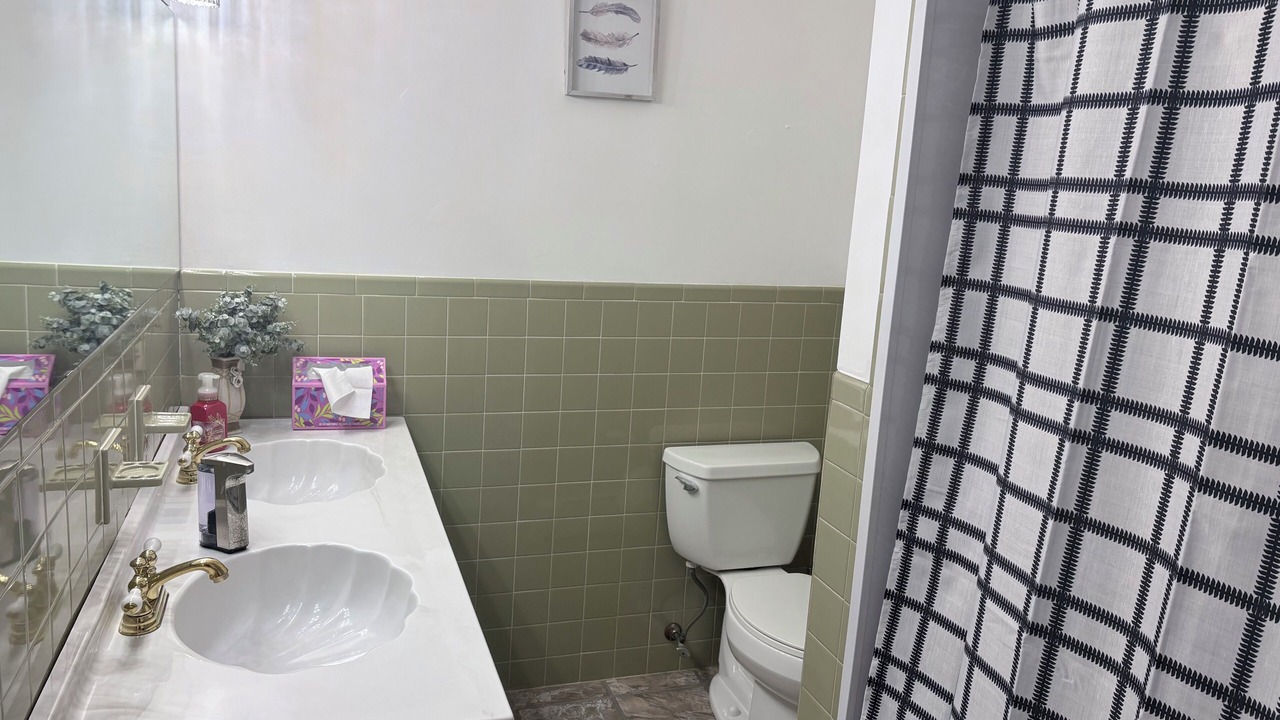 Photo of Bathroom in Ocean Acres