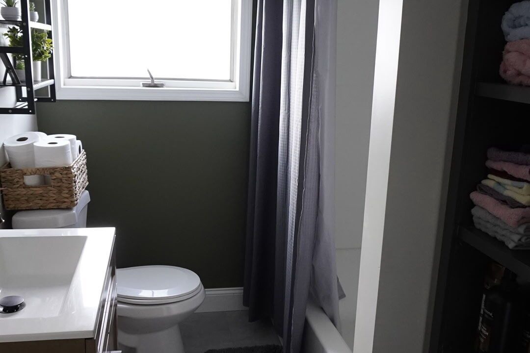 Photo of Bathroom in Painted Post