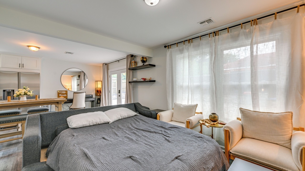 Photo of Bedroom in Huntington Station