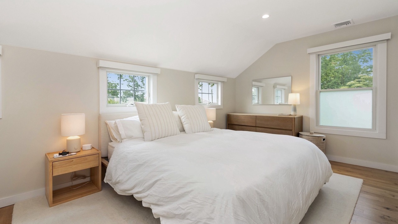 Photo of Bedroom in Greenport
