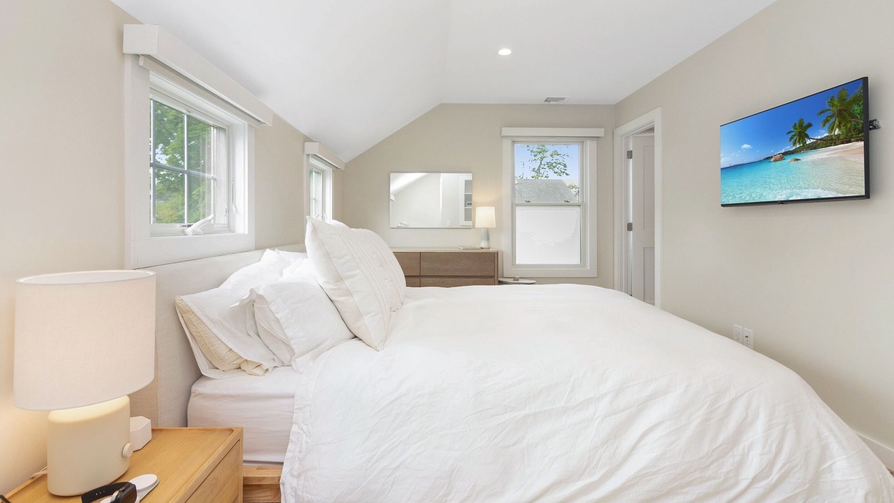 Photo of Bedroom in Greenport