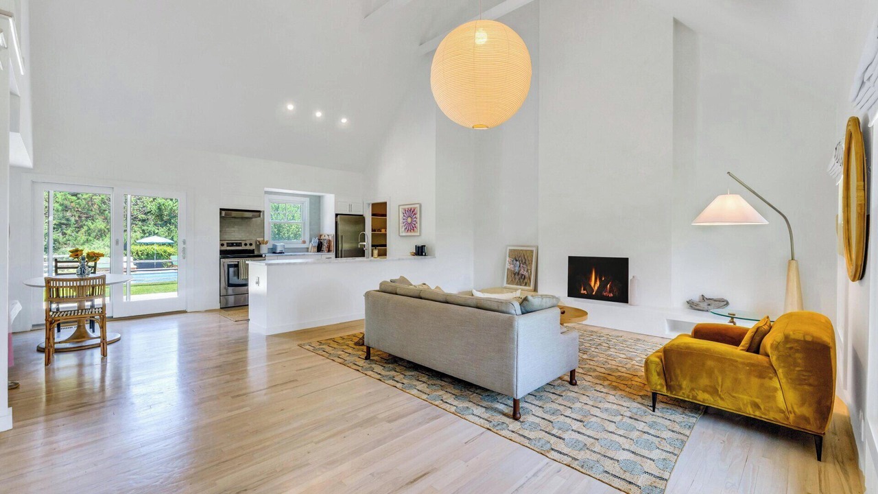 Photo of Livingroom in Water Mill