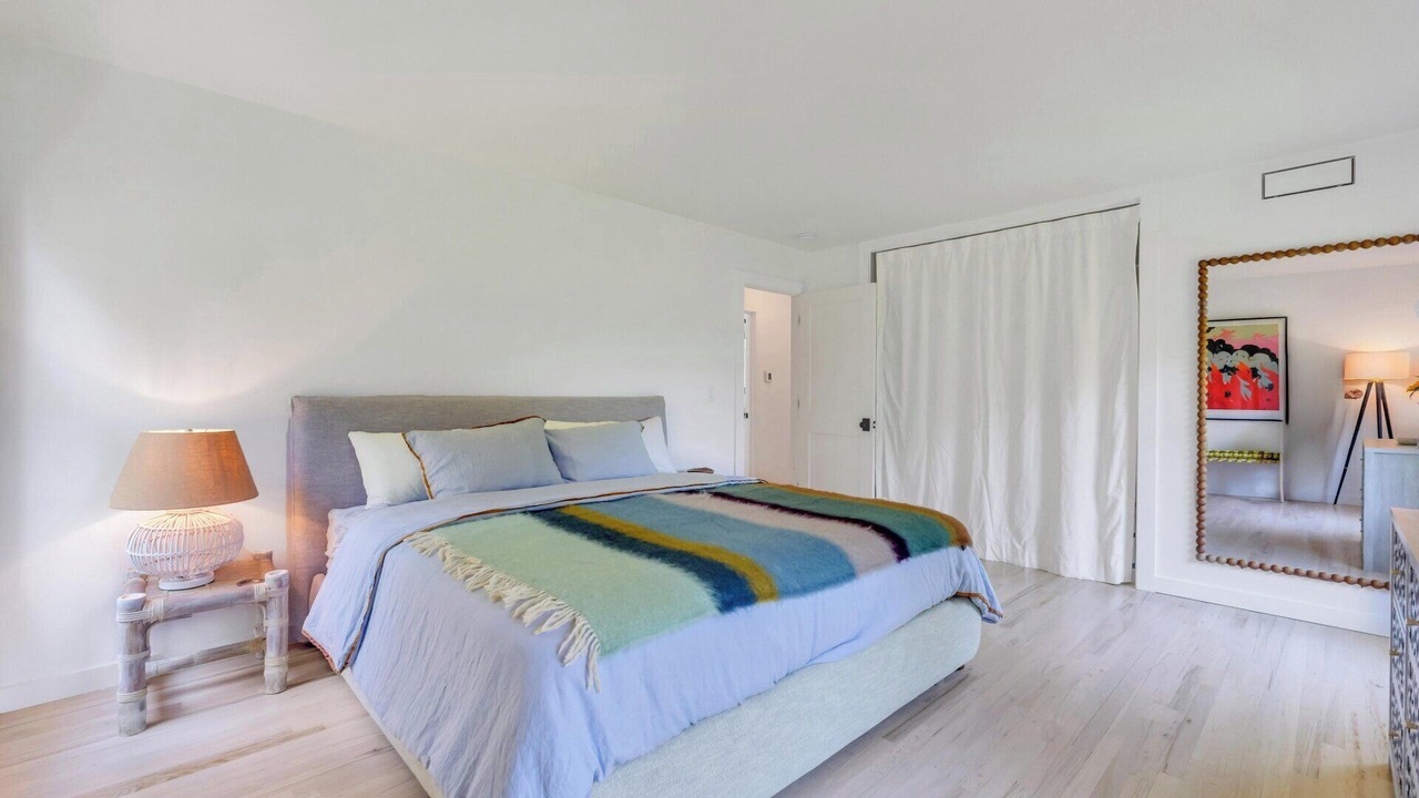 Photo of Bedroom in Water Mill