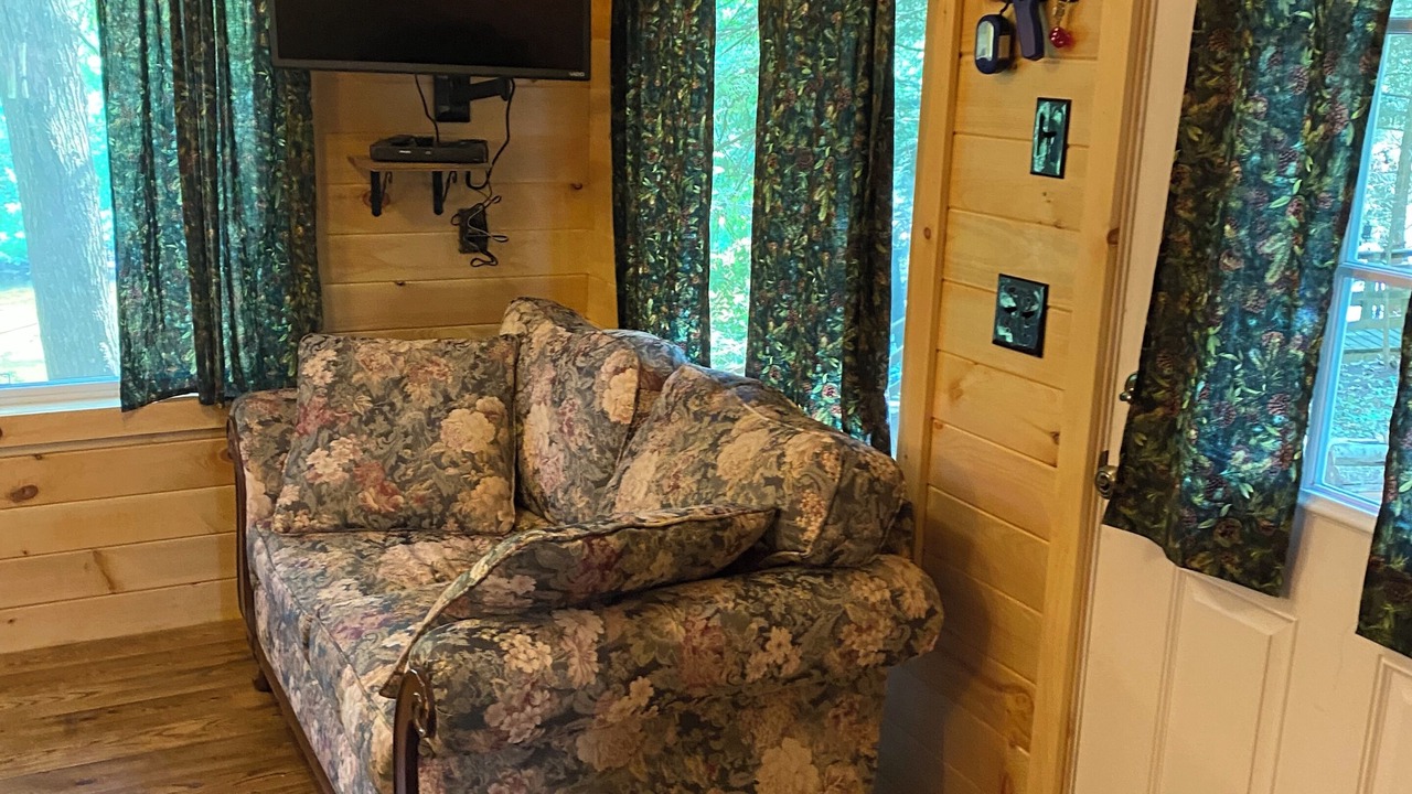 Photo of Livingroom in Durhamville