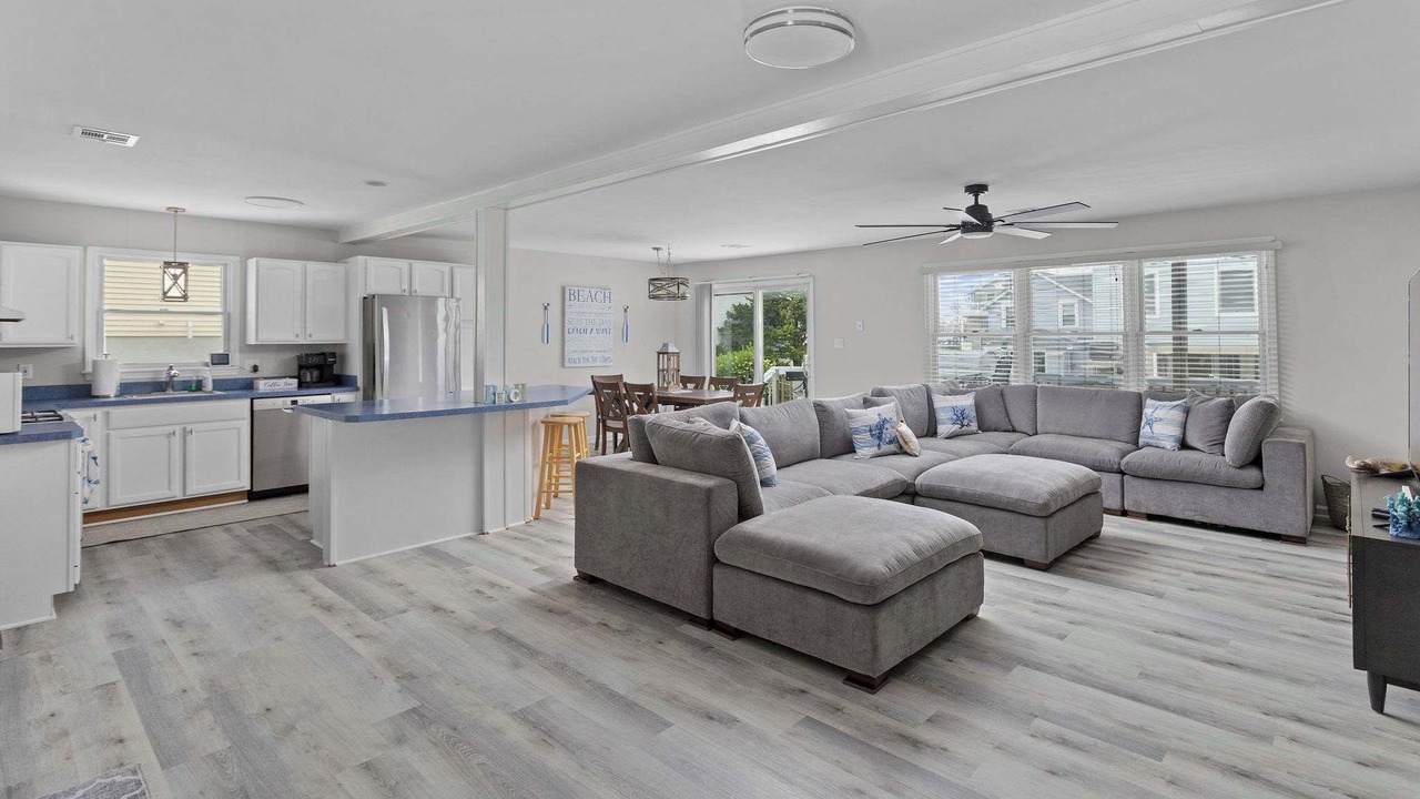 Photo of Livingroom in Ship Bottom