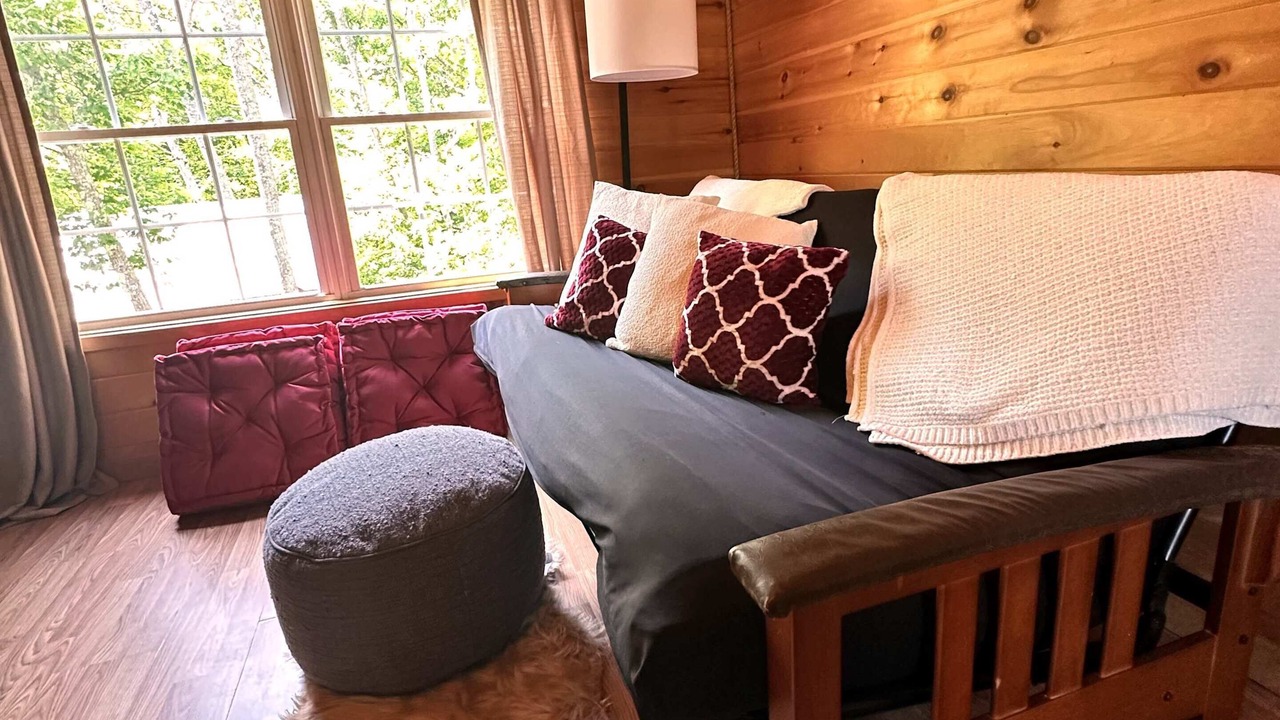 Photo of Bedroom in Stoneham