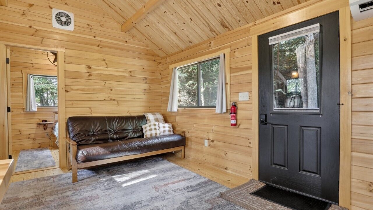 Photo of Bedroom in Middlebury Center