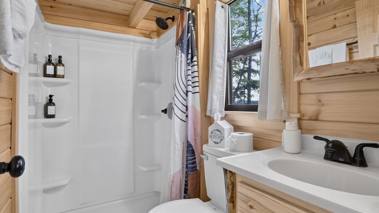 Photo of Bathroom in Middlebury Center