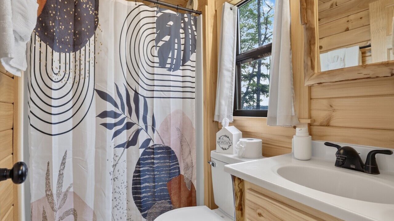 Photo of Bathroom in Middlebury Center