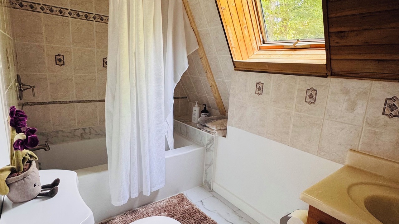 Photo of Bathroom in Woodsville