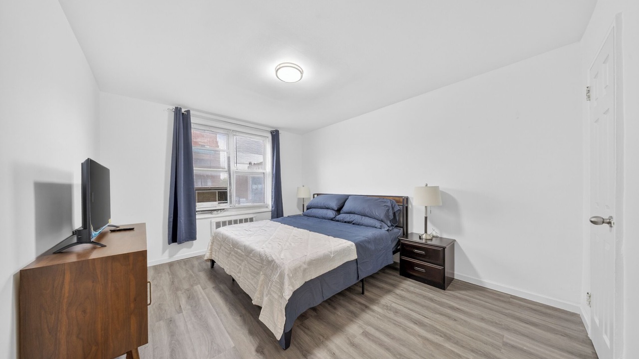 Photo of Bedroom in East Flushing