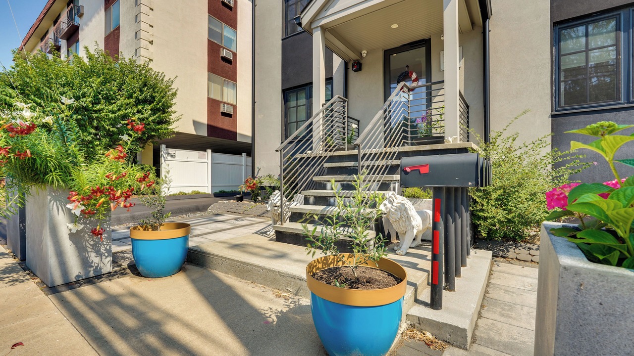 Photo of Outdoor in Cove - East Side - Shippan