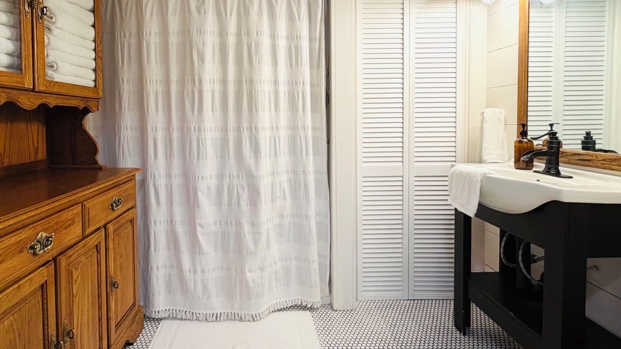 Photo of Bathroom in Pittsfield