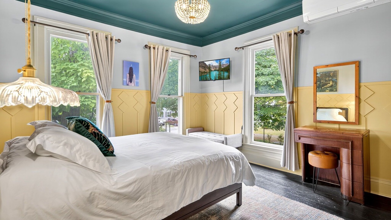 Photo of Bedroom in Lodi