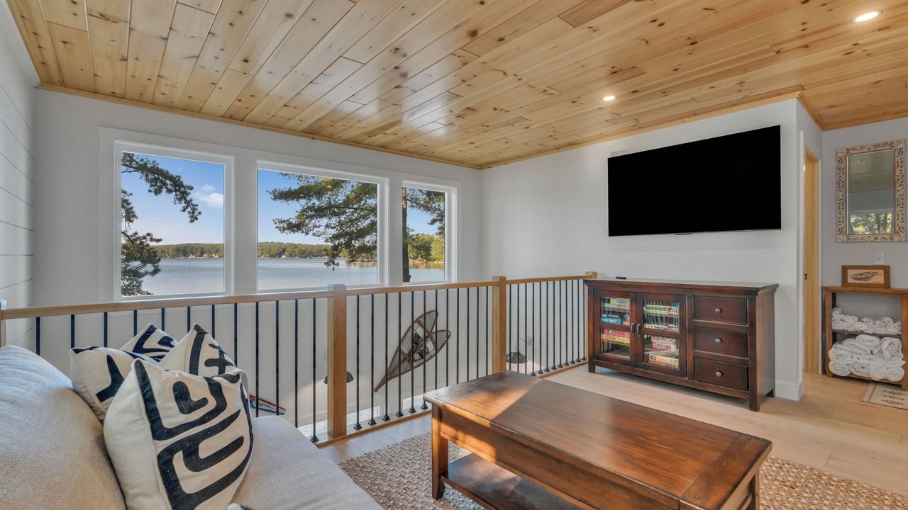 Photo of Livingroom in Shapleigh