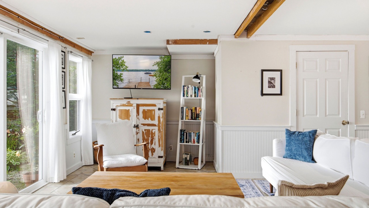 Photo of Livingroom in Windham