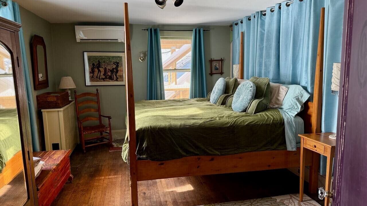 Photo of Bedroom in Chatham