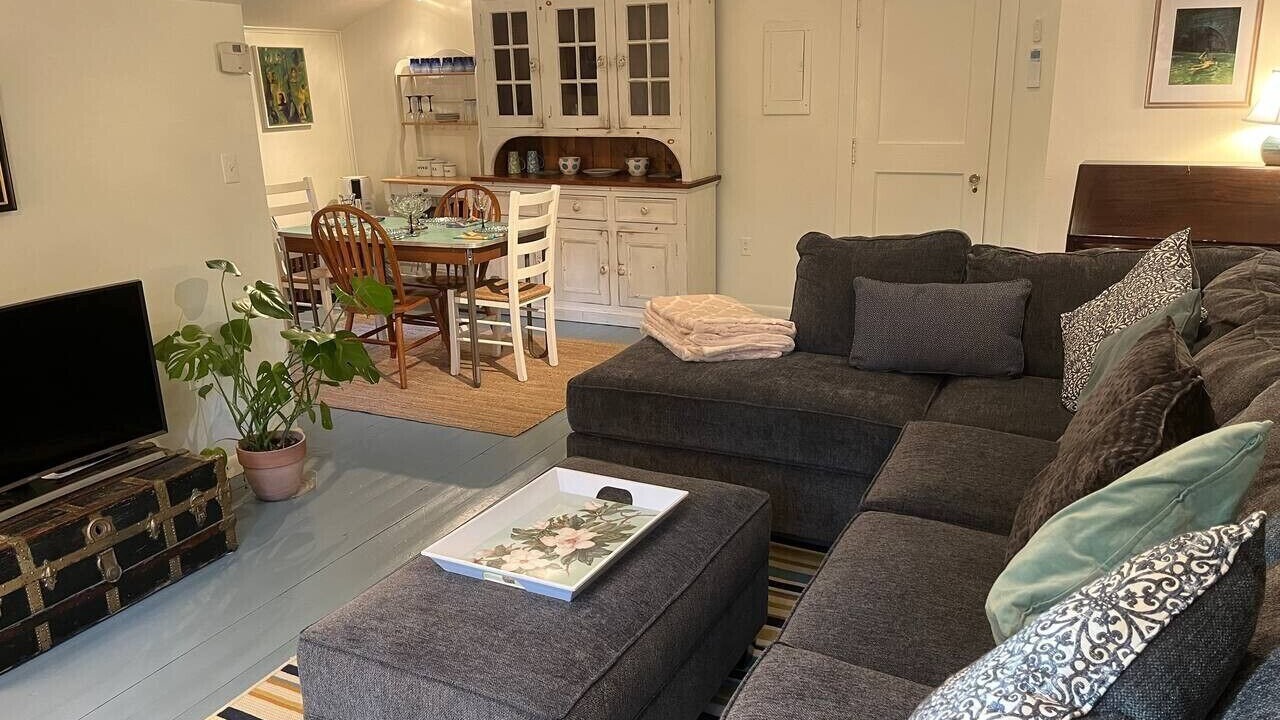 Photo of Livingroom in Chatham