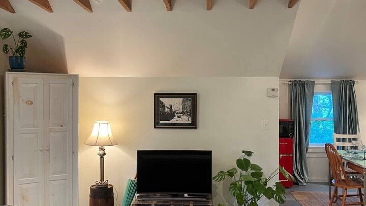 Photo of Livingroom in Chatham