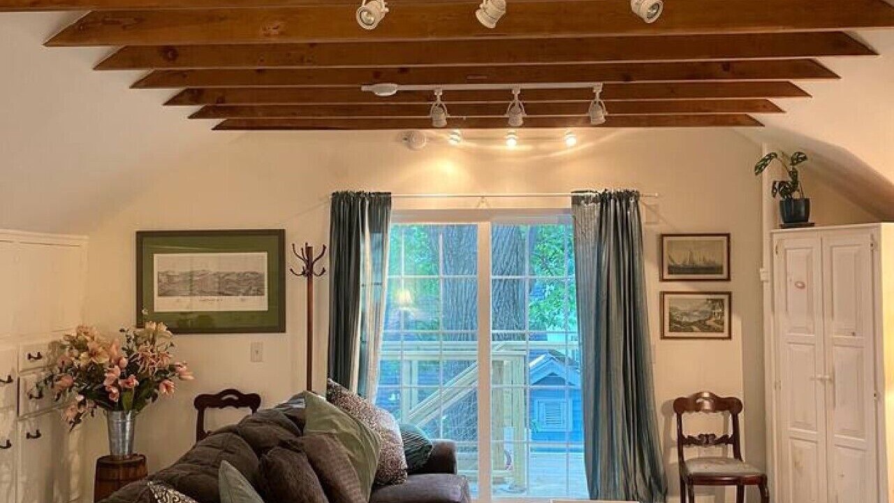 Photo of Livingroom in Chatham