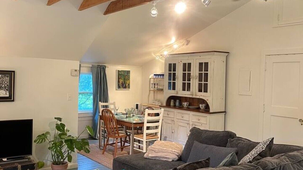Photo of Livingroom in Chatham