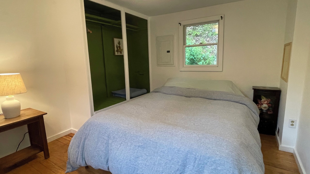 Photo of Bedroom in Long Eddy