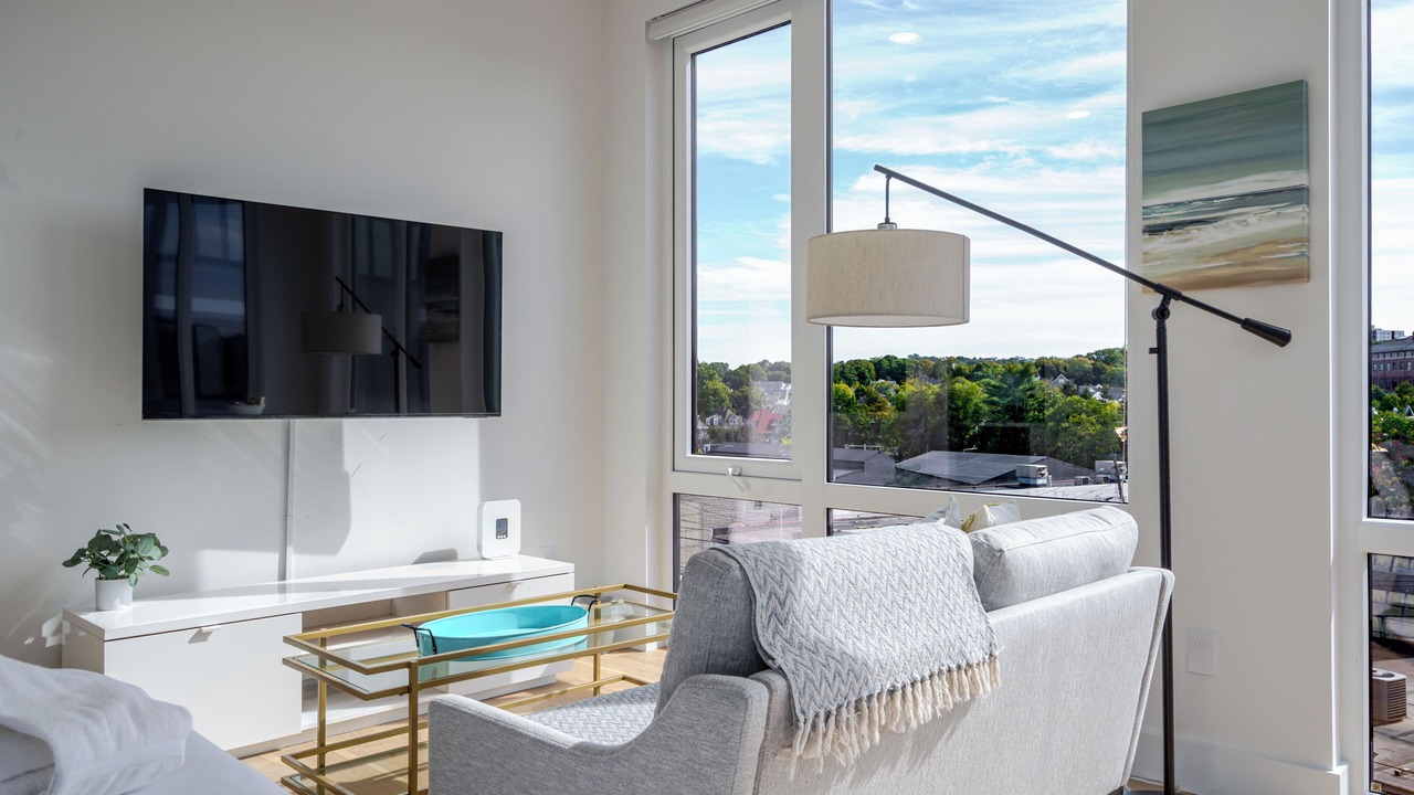 Photo of Livingroom in Allston