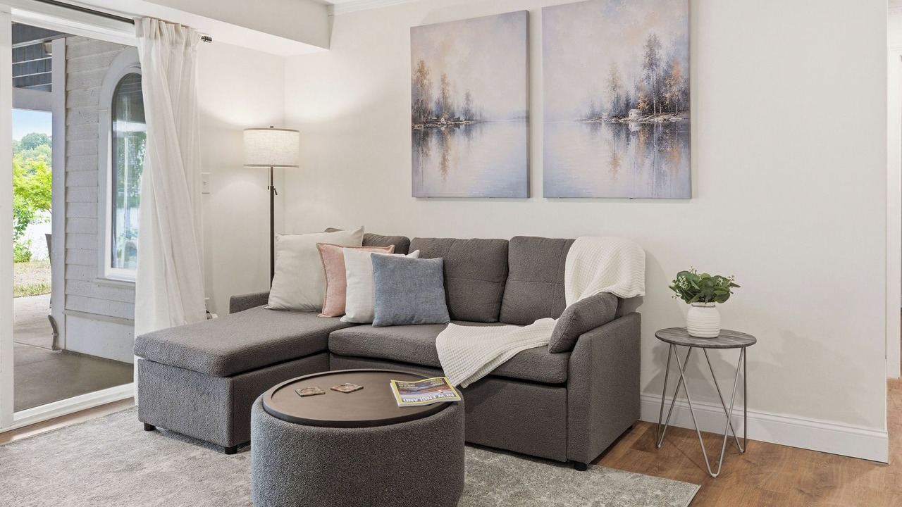 Photo of Livingroom in Worcester
