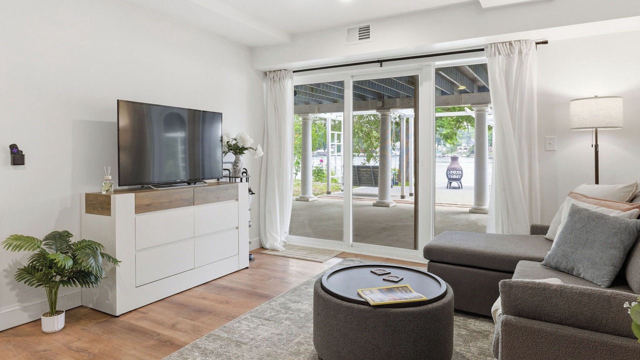 Photo of Livingroom in Worcester