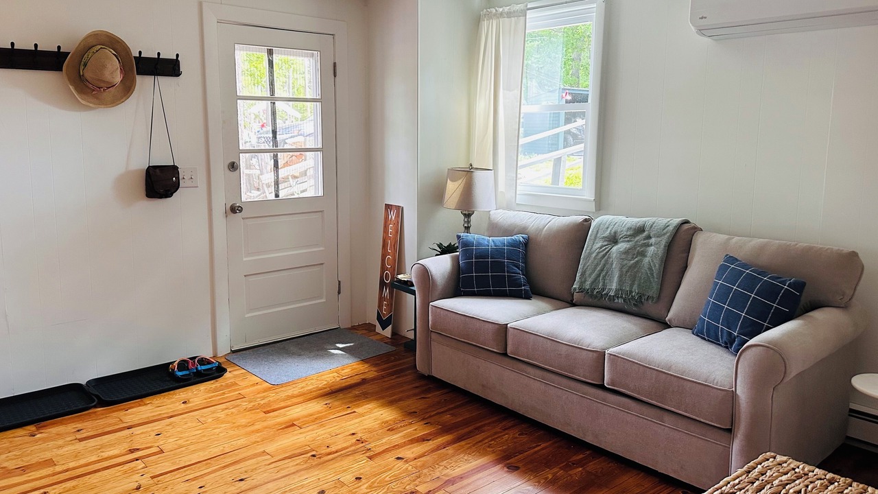 Photo of Livingroom in South Sanford